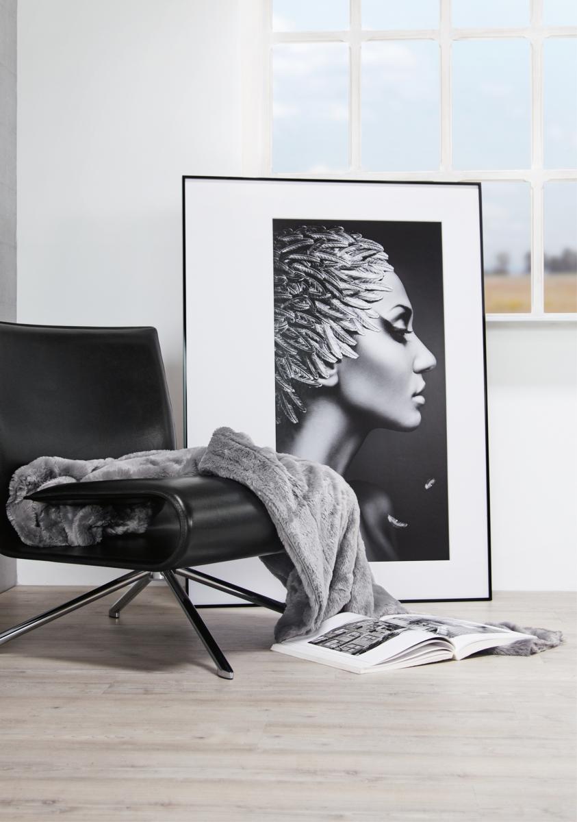 Buy Frame Nielsen Premium Alpha Glossy Black 40x60 cm here 