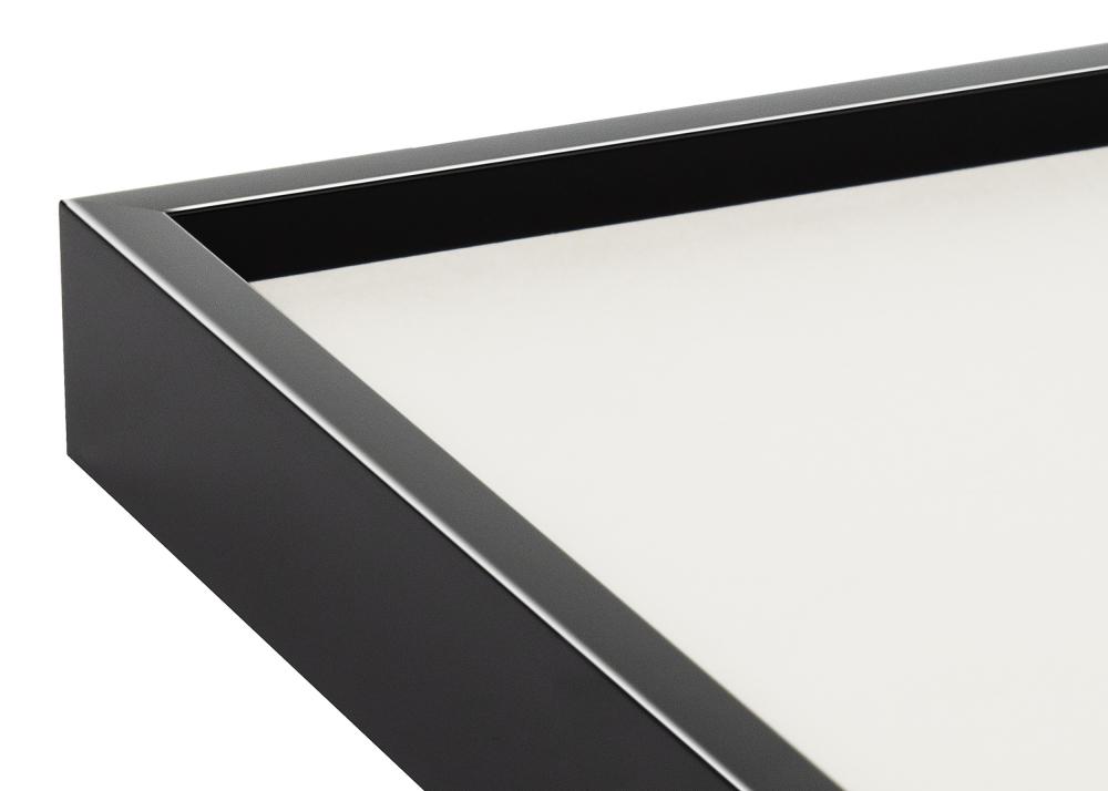 Ramverkstad Frame Nielsen Premium Anti-reflective Glossy Black 70x100 cm